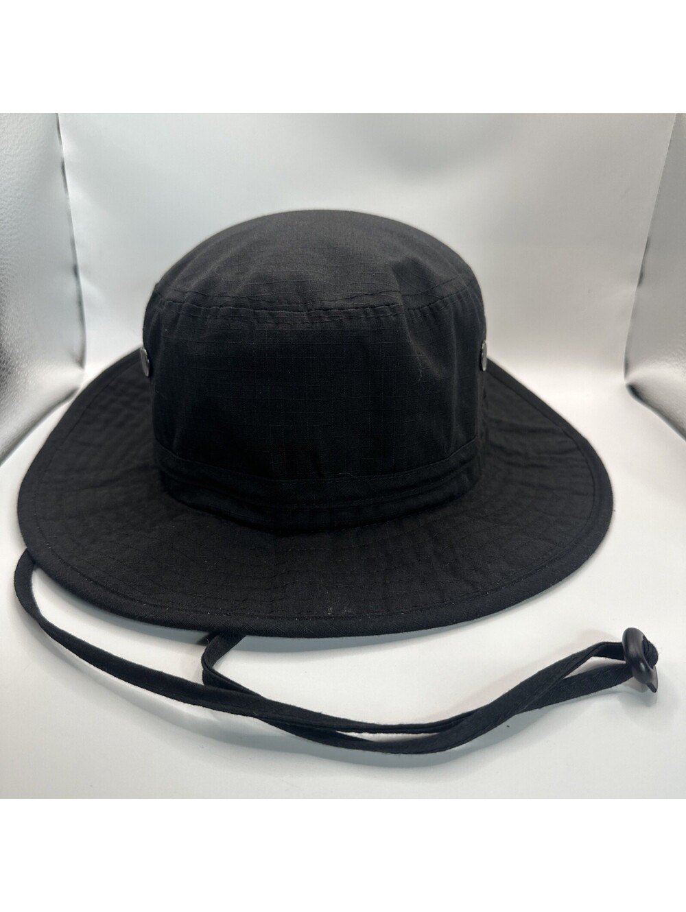 Peter Grimm Black Bucket Hat Vented Chin Strap Technical Hiking Cap